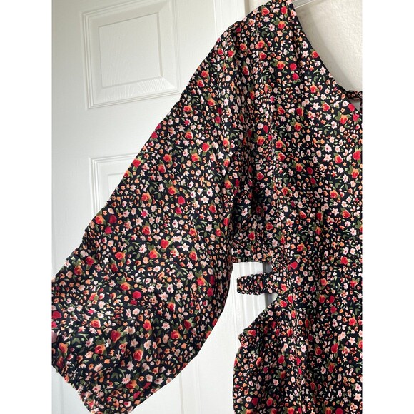NWT Jolie & Joy Floral Dress Side Cut Outs V-Neck Mini Size 3X #339 - Picture 4 of 12